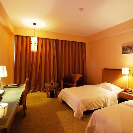 Jinyuan Hotel Wuzhou Exterior foto