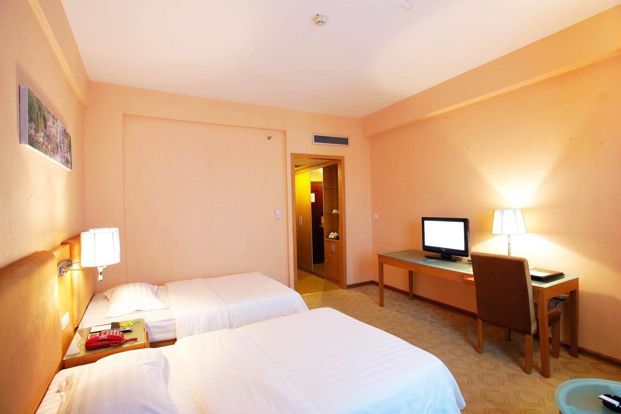 Jinyuan Hotel Wuzhou Exterior foto